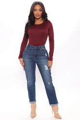 Be My Boyfriend Jeans - Dark Wash Ins Street